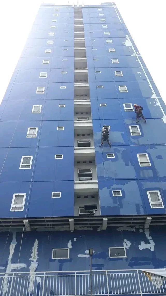 Pelatihan Penggunaan Alat Safety Harness